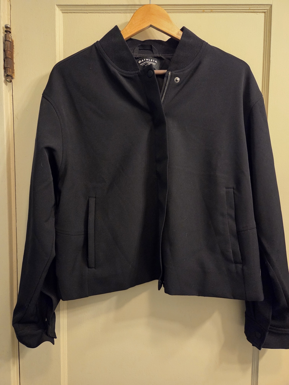 Athleta Black Minimalist Bomber Jacket Sz. L Petite